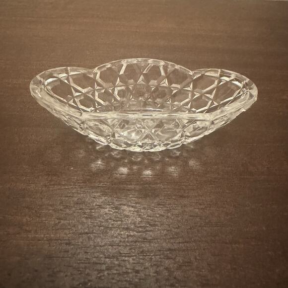 VTG Salt Cellar Oval Clear Glass Open Starburst Star Trinket Dish Candy Bowl - Picture 1 of 14
